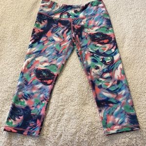 Multi color cropped leggings ✨LAST CHANCE
